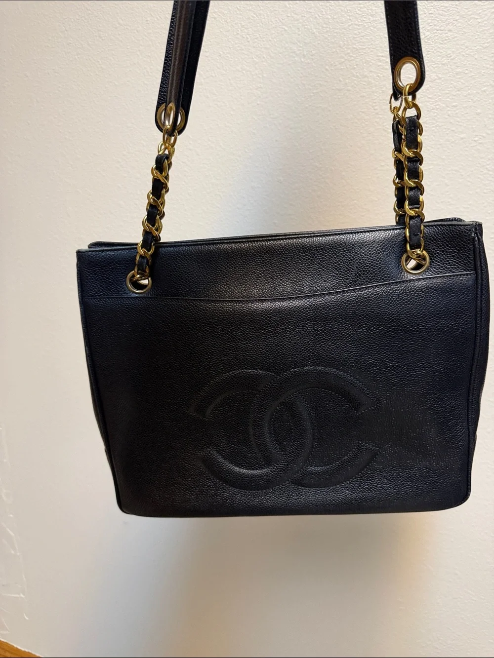 CHANEL Black Caviar Leather Shoulder Bag with Gold Hardware